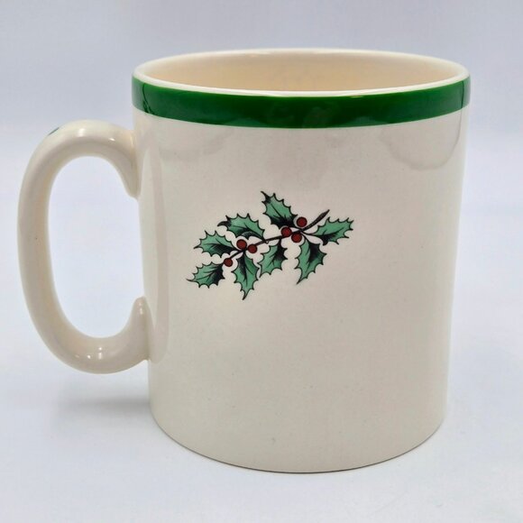 Vintage Spode Tom & Jerry Christmas Tree Coffee Tea Mugs Santa Set Of 4 Read - Picture 13 of 16